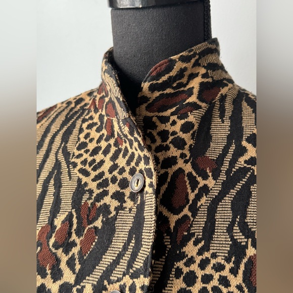 TanJay Petites brown tan  Animal Print Jacket medium - Picture 3 of 9